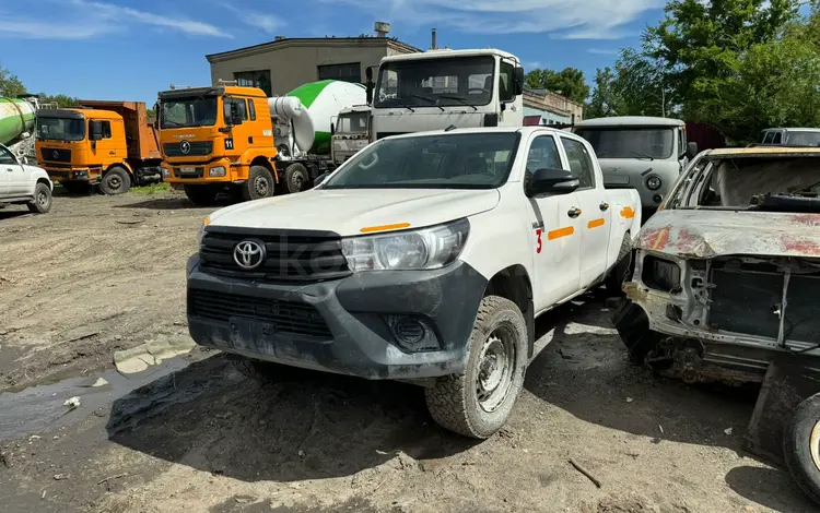 Toyota Hilux 2017 года за 5 800 000 тг. в Усть-Каменогорск