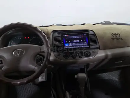 Toyota Camry 2004 года за 2 990 000 тг. в Астана – фото 13