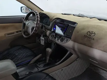 Toyota Camry 2004 года за 2 990 000 тг. в Астана – фото 14
