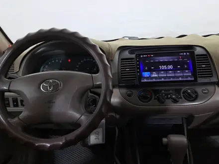 Toyota Camry 2004 года за 2 990 000 тг. в Астана – фото 16