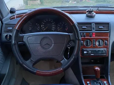 Mercedes-Benz C 180 1994 года за 1 600 000 тг. в Алматы – фото 19