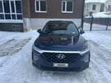 Hyundai Santa Fe 2020 года за 8 600 000 тг. в Уральск – фото 2