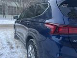 Hyundai Santa Fe 2020 года за 8 600 000 тг. в Уральск – фото 3