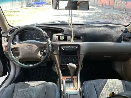 Toyota Camry 2000 года за 3 450 000 тг. в Кызылорда – фото 9