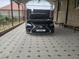 Lexus ES 250 2022 года за 23 000 000 тг. в Шымкент