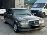 Mercedes-Benz E 230 1989 года за 1 600 000 тг. в Шымкент – фото 3