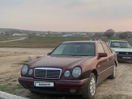 Mercedes-Benz E 280 1996 года за 2 350 000 тг. в Шымкент – фото 21