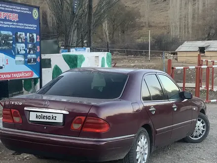 Mercedes-Benz E 280 1996 года за 2 350 000 тг. в Шымкент – фото 3