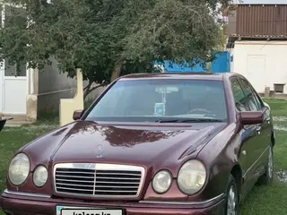 Mercedes-Benz E 280