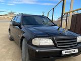 Mercedes-Benz C 180 1998 года за 2 200 000 тг. в Актау – фото 2