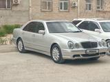 Mercedes-Benz E 320 2000 года за 3 600 000 тг. в Жанаозен – фото 3