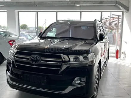 Toyota Land Cruiser 2018 года за 35 000 000 тг. в Алматы