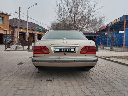Mercedes-Benz E 280 1997 годаүшін3 550 000 тг. в Кызылорда – фото 16