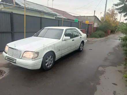 Mercedes-Benz S 320 1995 года за 3 000 000 тг. в Талдыкорган – фото 4