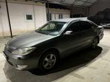 Toyota Camry 2004 года за 5 000 000 тг. в Атырау