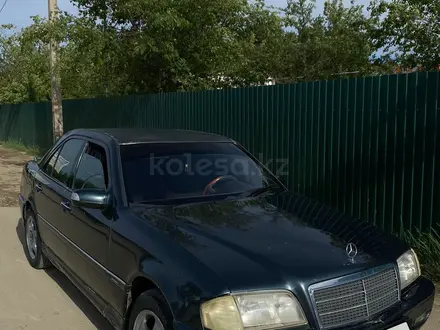 Mercedes-Benz C 180 1994 годаүшін2 100 000 тг. в Кульсары – фото 3