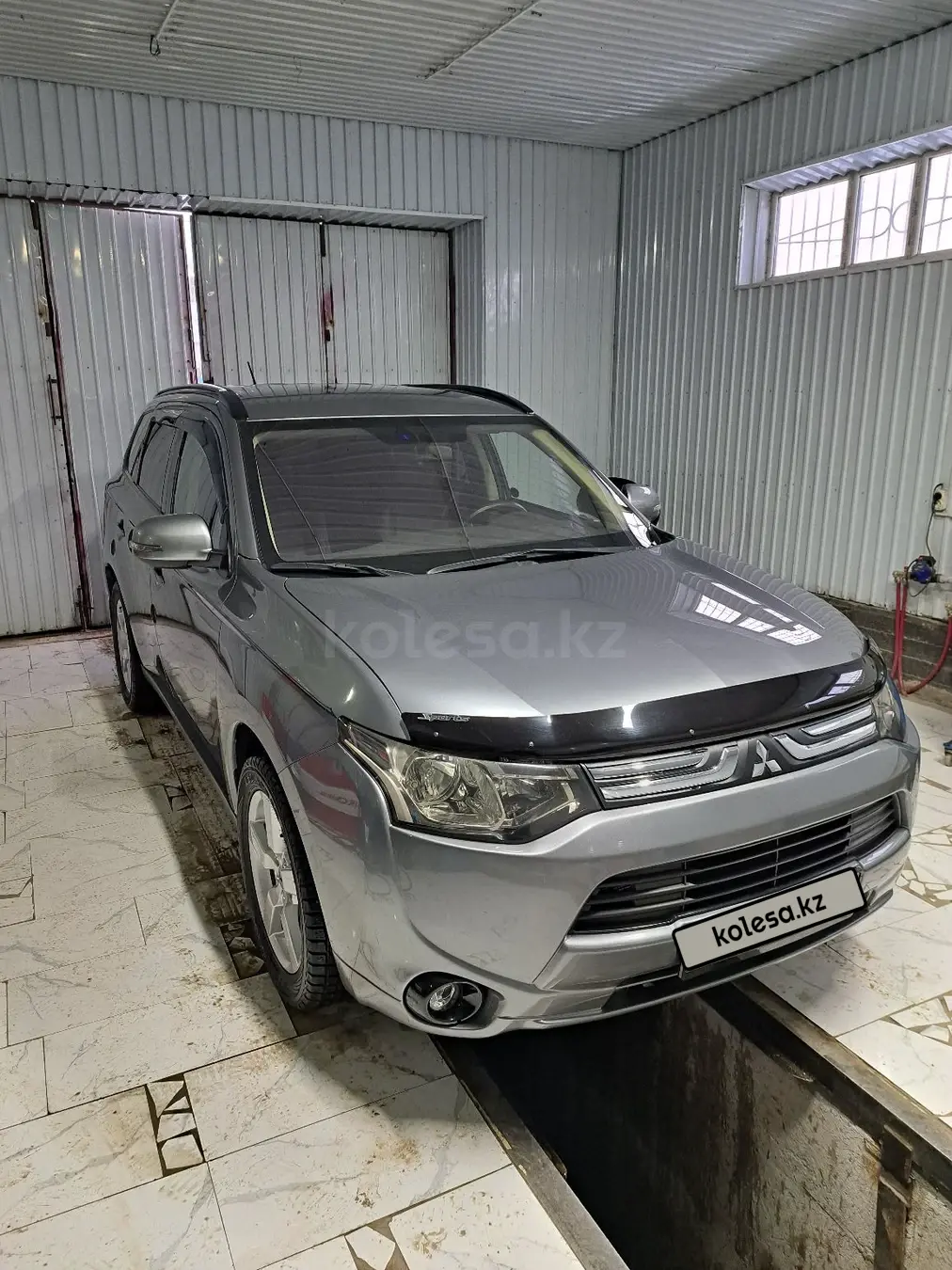 Mitsubishi Outlander, 2012