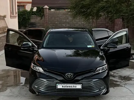 Toyota Camry 2018 года за 12 550 000 тг. в Кызылорда – фото 2