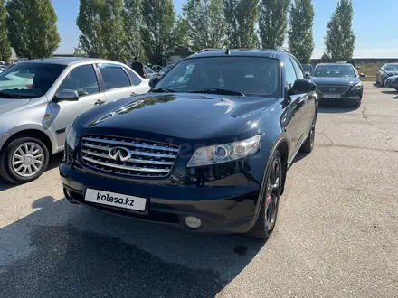 Infiniti FX35 2004 года за 5 300 000 тг. в Актобе – фото 2