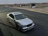 Mercedes-Benz C 200 2002 годаүшін2 600 000 тг. в Алматы – фото 3