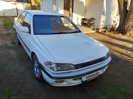 Toyota Carina 1996 года за 1 600 000 тг. в Алматы – фото 8