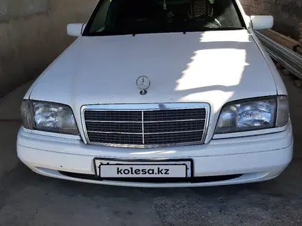 Mercedes-Benz C 220 1995 года за 1 950 000 тг. в Шымкент