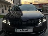 Skoda Octavia 2018 года за 12 500 000 тг. в Шымкент – фото 3