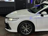 Toyota Camry 2022 года за 18 000 000 тг. в Алматы – фото 4