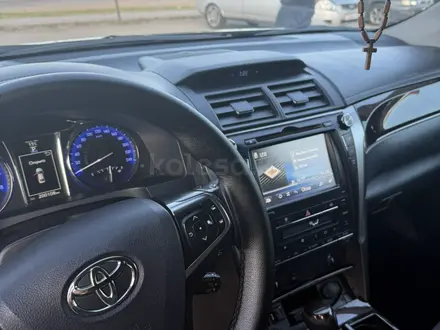 Toyota Camry 2017 года за 12 700 000 тг. в Костанай – фото 10