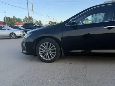 Toyota Camry 2017 года за 12 700 000 тг. в Костанай – фото 4