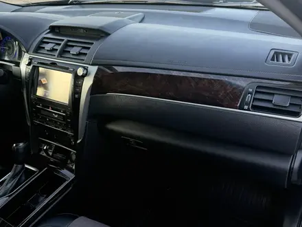 Toyota Camry 2017 года за 12 700 000 тг. в Костанай – фото 9