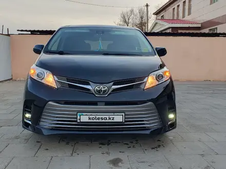 Toyota Sienna 2018 года за 15 800 000 тг. в Кызылорда – фото 2