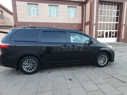 Toyota Sienna 2018 года за 15 800 000 тг. в Кызылорда – фото 7