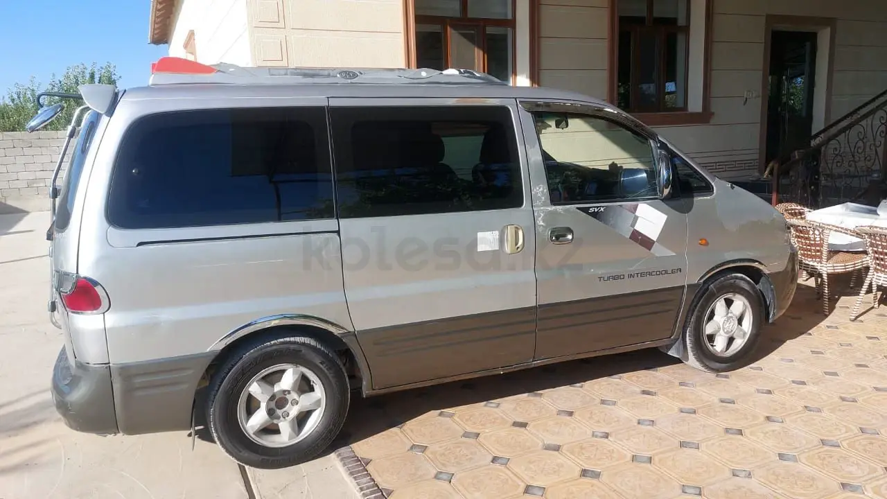 Hyundai Starex, 2002