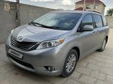 Toyota Sienna 2014 года за 12 000 000 тг. в Жанаозен