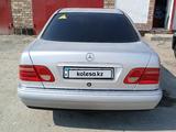 Mercedes-Benz E 230 1996 года за 2 000 000 тг. в Кызылорда – фото 4