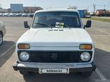 ВАЗ (Lada) Lada 2121 2004 года за 900 000 тг. в Уральск