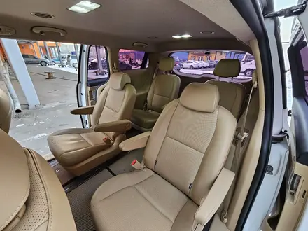 Kia Carnival 2019 года за 12 500 000 тг. в Алматы – фото 12