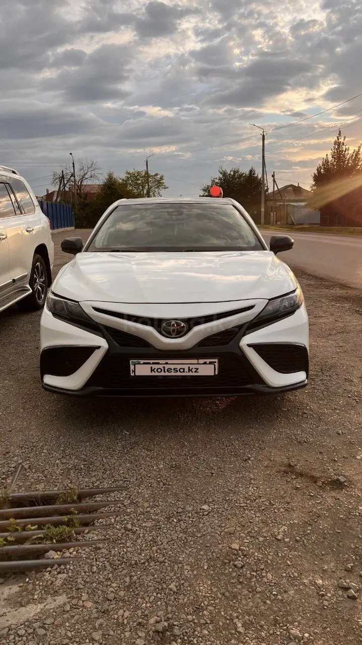 Toyota Camry, 2021