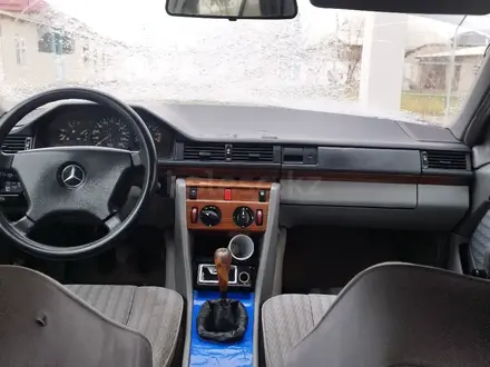 Mercedes-Benz E 230 1992 года за 850 000 тг. в Туркестан – фото 8