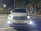 Toyota Highlander 2013 годаүшін15 000 000 тг. в Алматы – фото 2
