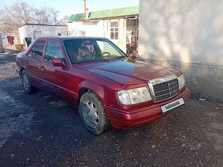 Mercedes-Benz E 230 1992 года за 1 500 000 тг. в Теренозек – фото 3