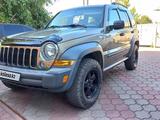 Jeep Liberty 2005 годаүшін5 600 000 тг. в Караганда