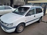 Mitsubishi Space Runner 1995 года за 1 000 000 тг. в Караганда