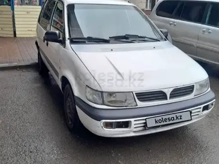 Mitsubishi Space Runner 1995 года за 1 000 000 тг. в Караганда – фото 2