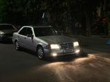 Mercedes-Benz C 320 1995 года за 2 700 000 тг. в Алматы – фото 2