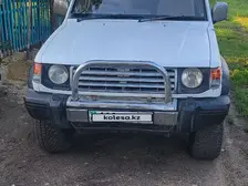 Mitsubishi Pajero, 1992