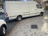 Mercedes-Benz Sprinter 2001 года за 5 500 000 тг. в Алматы – фото 4