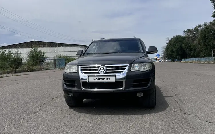 Volkswagen Touareg 2008 года за 6 900 000 тг. в Алматы