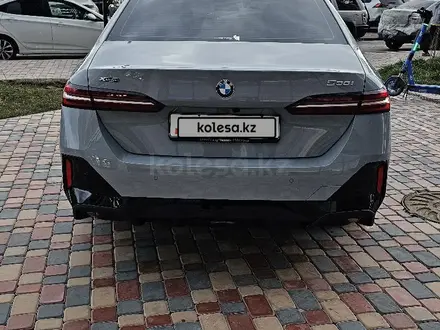 BMW 530 2024 года за 42 500 000 тг. в Алматы – фото 7